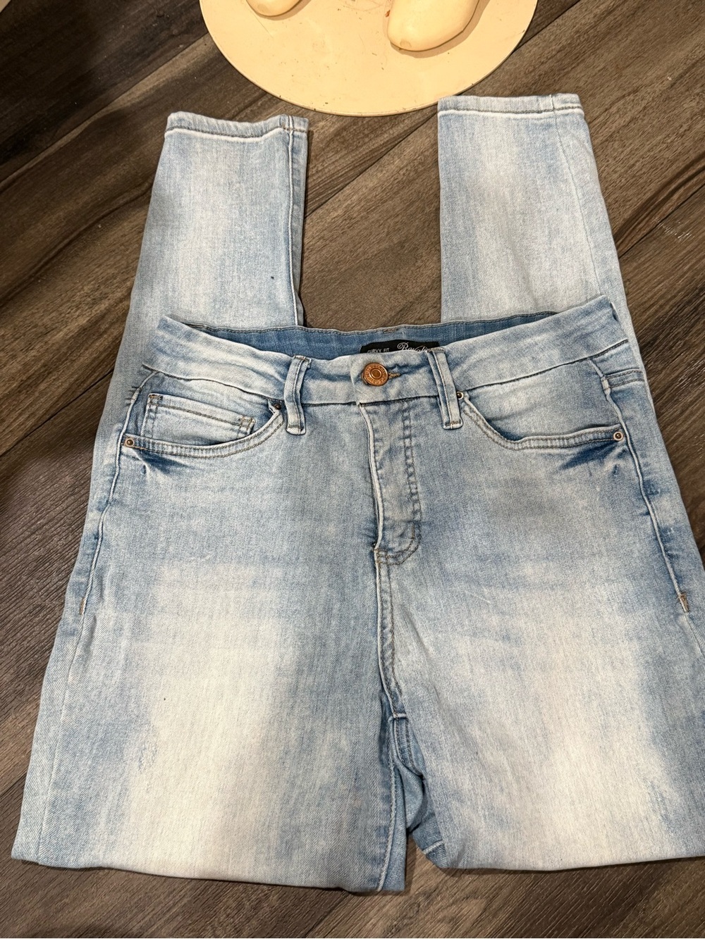 Royalty Curvy Fit Light Wash Skinny Jeans
